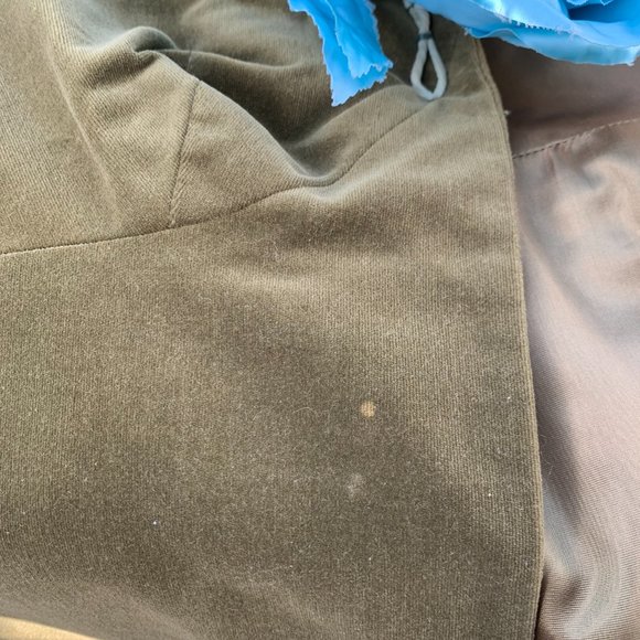 Ricco California Green Velvet 3/4 Sleeve Jacket/ Skirt and Blue Satin Blouse - Picture 8 of 15